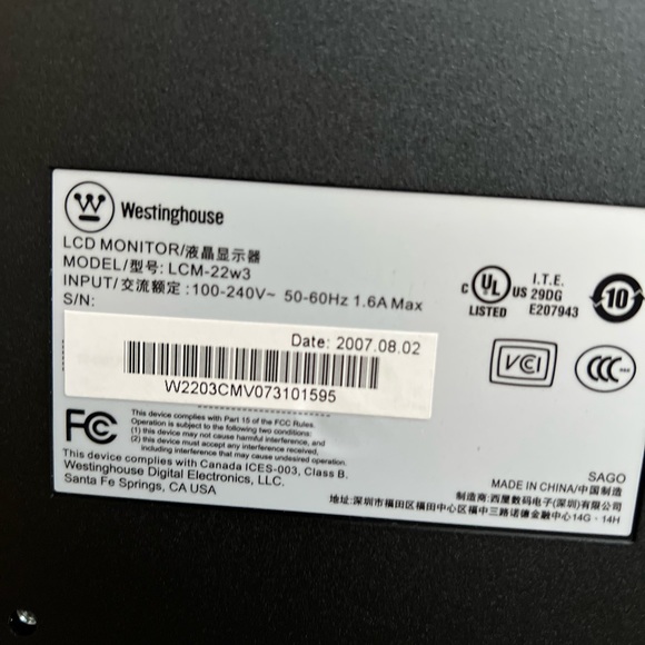 Monitor - Picture 3 of 11